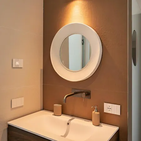 Palazzo Verdi Luxury Апартаменты Бари